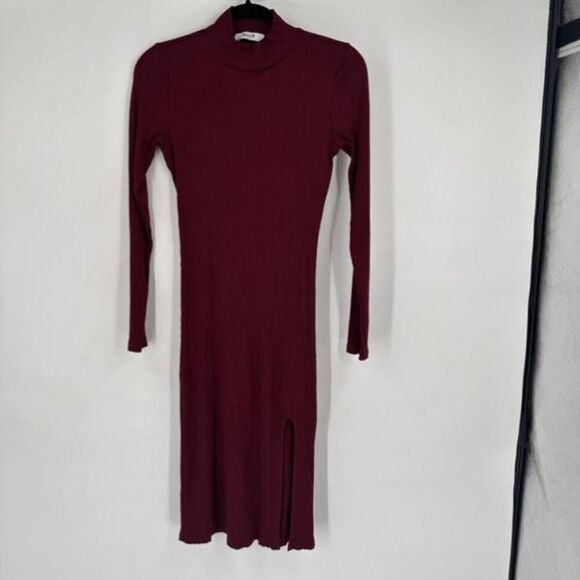 Billie the Label Estelle Turtleneck Ribbed Midi Dress Bordeaux Red Medium - Picture 2 of 12